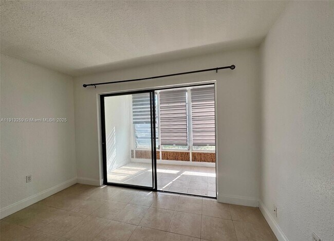 Foto del edificio - 7320 NW 85th Ct