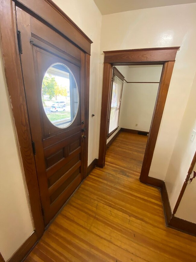 Foto del edificio - Charming 4-Bedroom Historic Home Near Down...