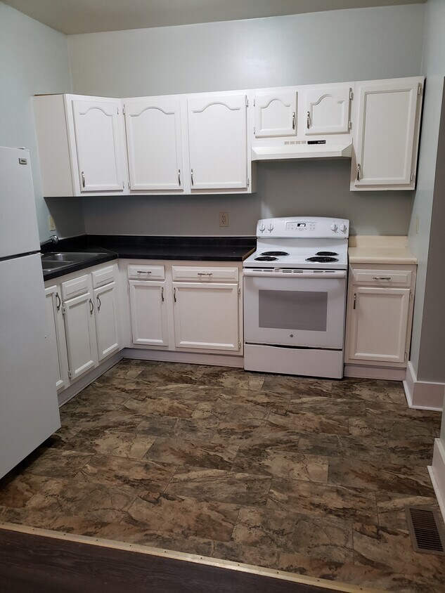 Primary Photo - 1429 South St