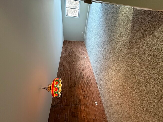 Foto del edificio - 1840 W Highland Ave