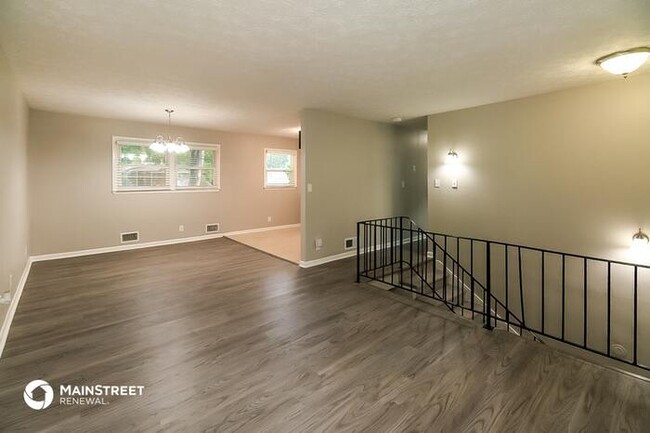 Foto del edificio - 2796 Old Farm Rd