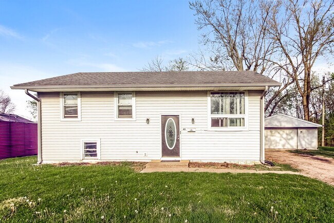 Building Photo - 80 Lincoln Ct