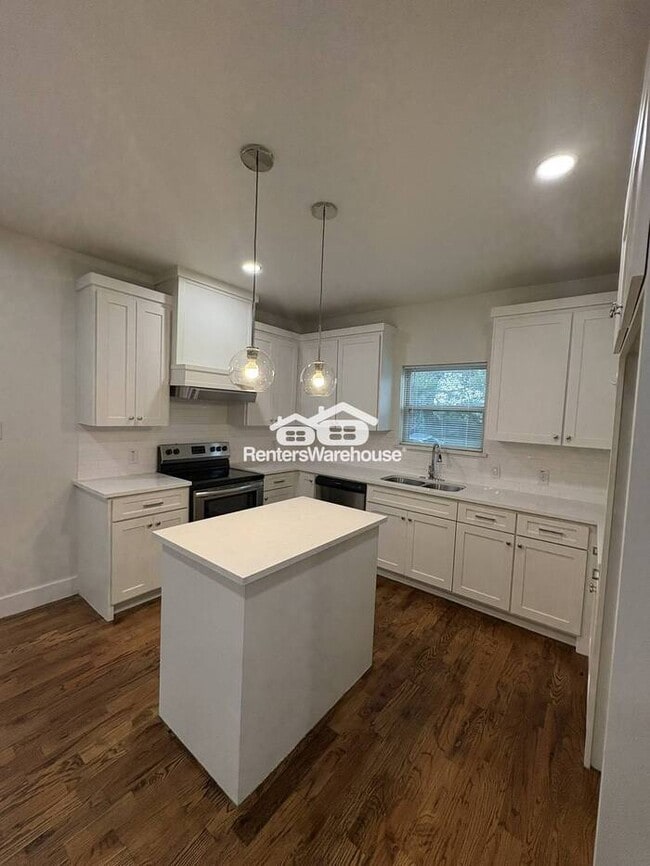 Building Photo - New 3 bed 2 bath Home in the Heart of Greenville!!