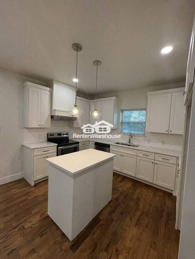 Foto del edificio - New 3 bed 2 bath Home in the Heart of Greenville!!