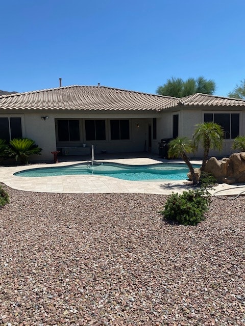 Building Photo - 2512 W Hayduk Rd