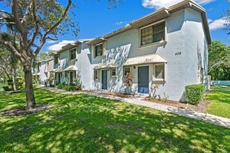 Building Photo - 408 N Cypress Dr