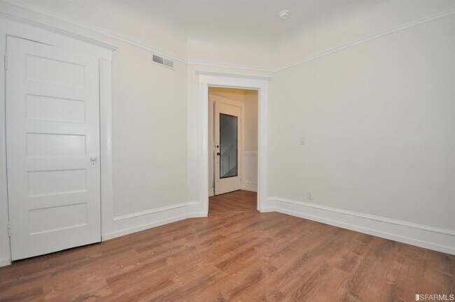 Building Photo - 1545 Taylor St