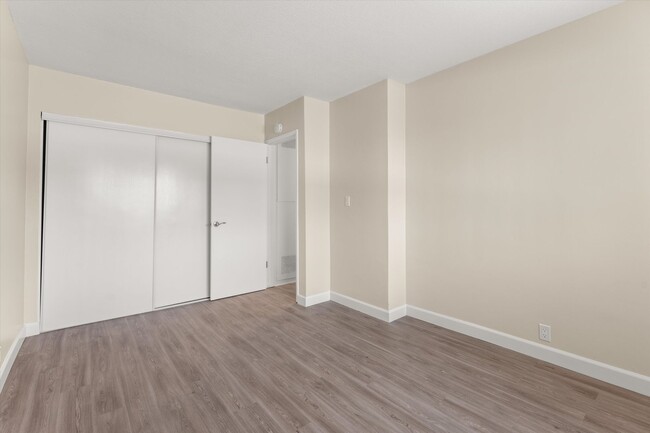 Foto del interior - School Circle Apartments - Riverside, CA