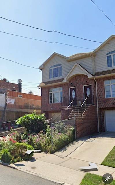 Primary Photo - 452 Bradley Ave