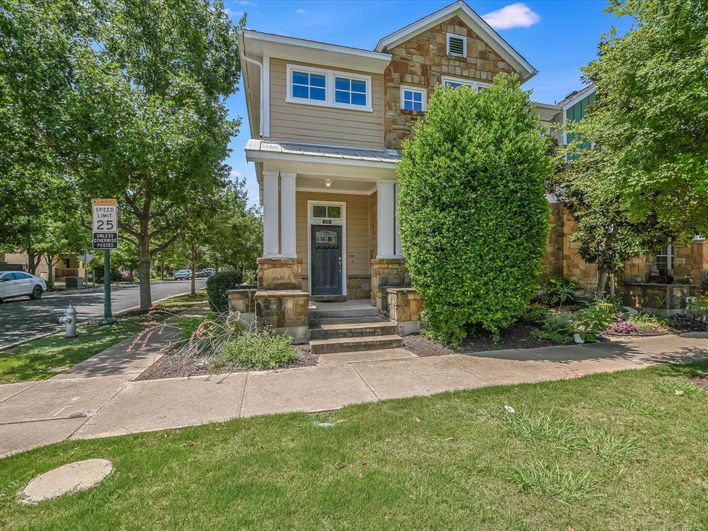 Foto principal - 2061 Zach Scott St
