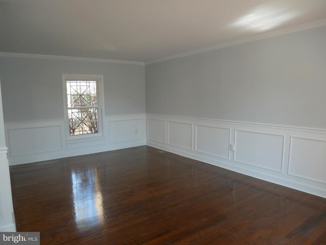 Building Photo - 3045 Federal Hill Dr