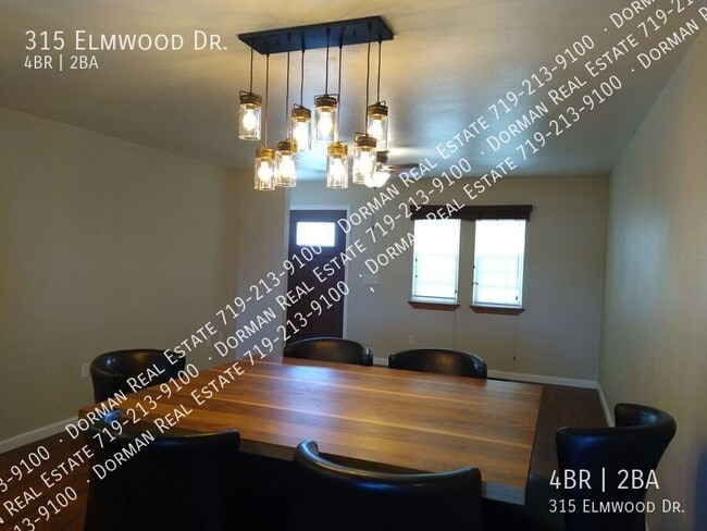 Foto del edificio - 315 Elmwood Dr