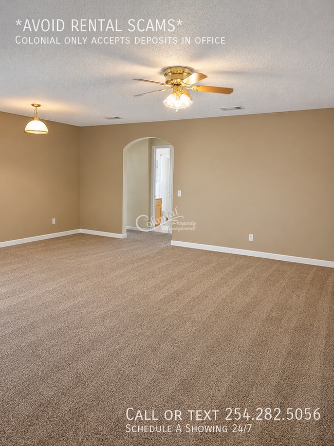 Building Photo - 4306 Fieldcrest Dr