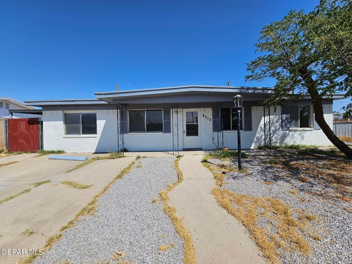 8213 Rancho Verde Way, El Paso, TX 79907 House for Rent in El Paso