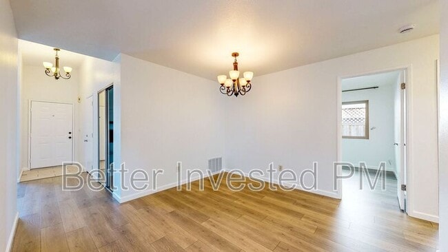 Building Photo - 1417 Gregory Ct