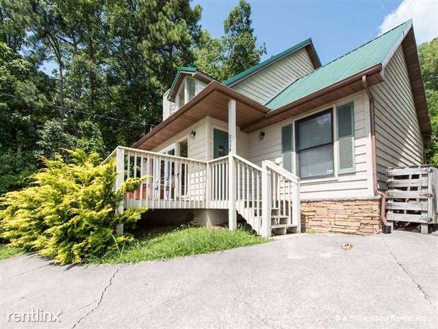 Building Photo - 2119 Tamins Ct N