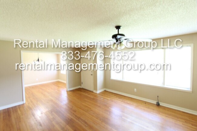 Foto del edificio - 2332 3rd St NE