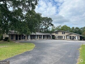 Building Photo - 128 Main Ave