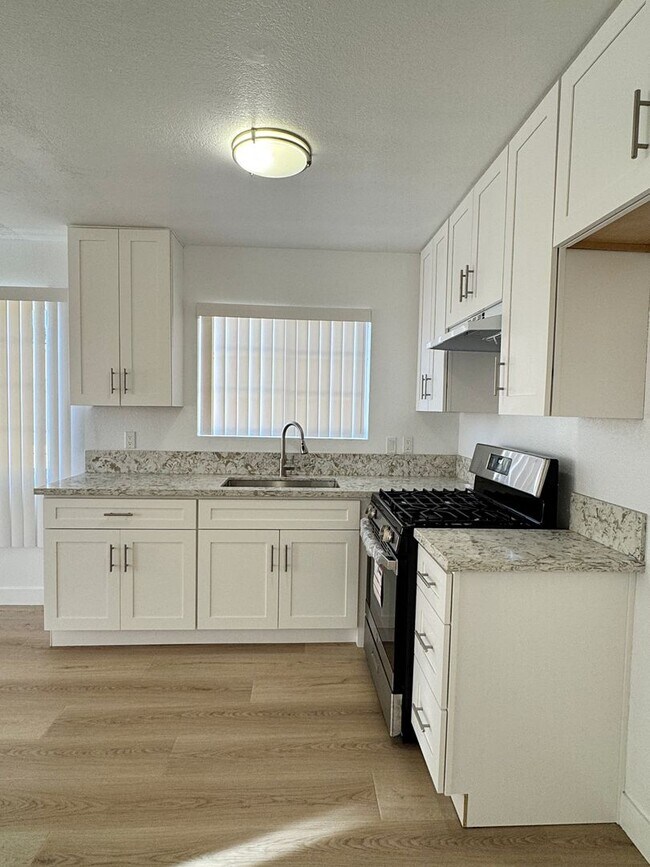 Foto del edificio - 1730 Obispo Ave