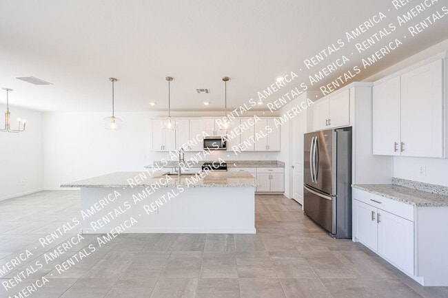 Building Photo - 35581 N Thicket Wy
