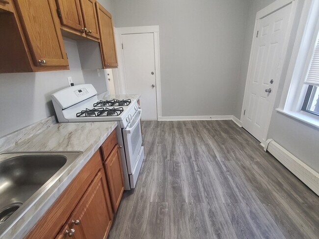 Foto del edificio - 76 Walnut Park