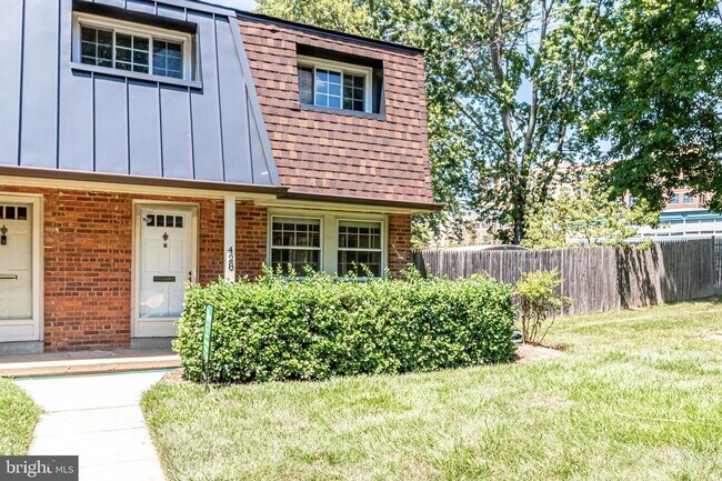 See what Winter Hill has to offer! - See what Winter Hill has to offer! Apartment
