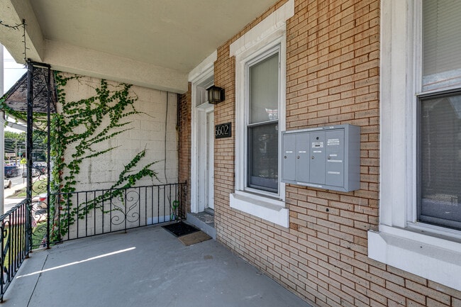 Photo - 6602 Ridge Ave (Philadelphia, PA) Apartment