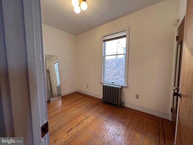 Foto del edificio - 1626 Mifflin St