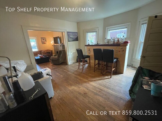 Building Photo - 5 Bedroom Available for 2024-2025 School Y...