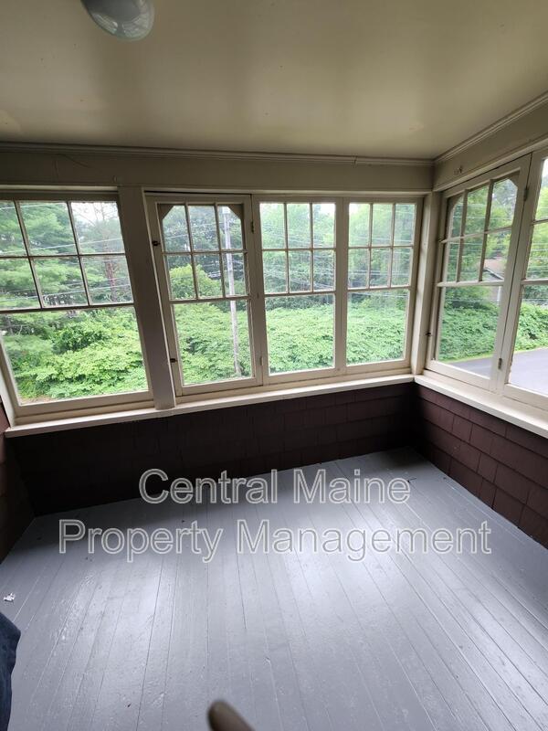 Foto del edificio - 156 Cottage St