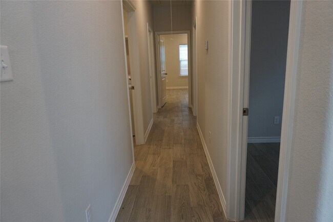 Foto del edificio - 9771 Black Gum