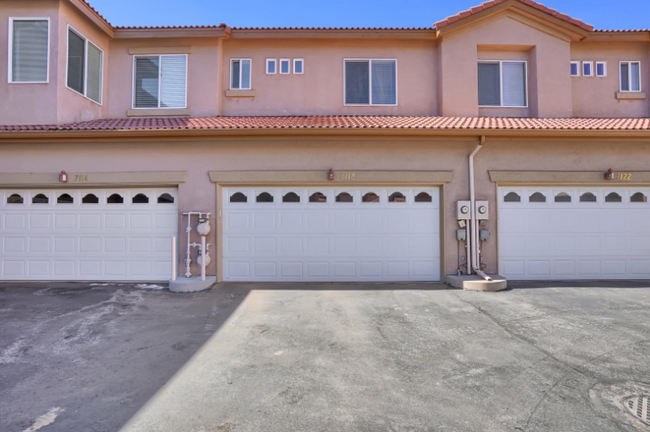 Building Photo - 7118 Sand Crest View