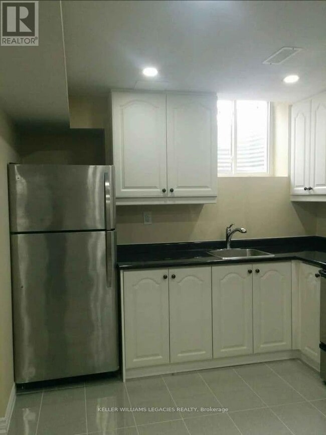 Photo du bâtiment - 40 Bellcrest Rd