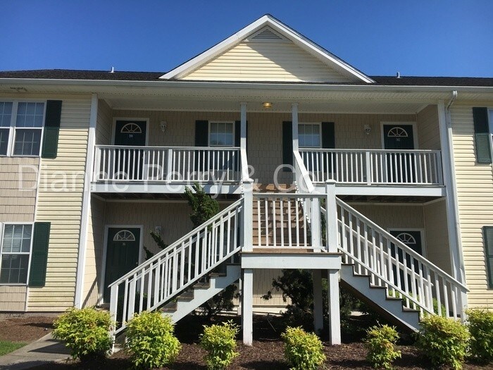 Primary Photo - 4609 McClelland Dr