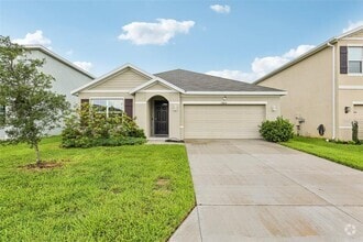 Building Photo - 15825 Mauvewood Ave