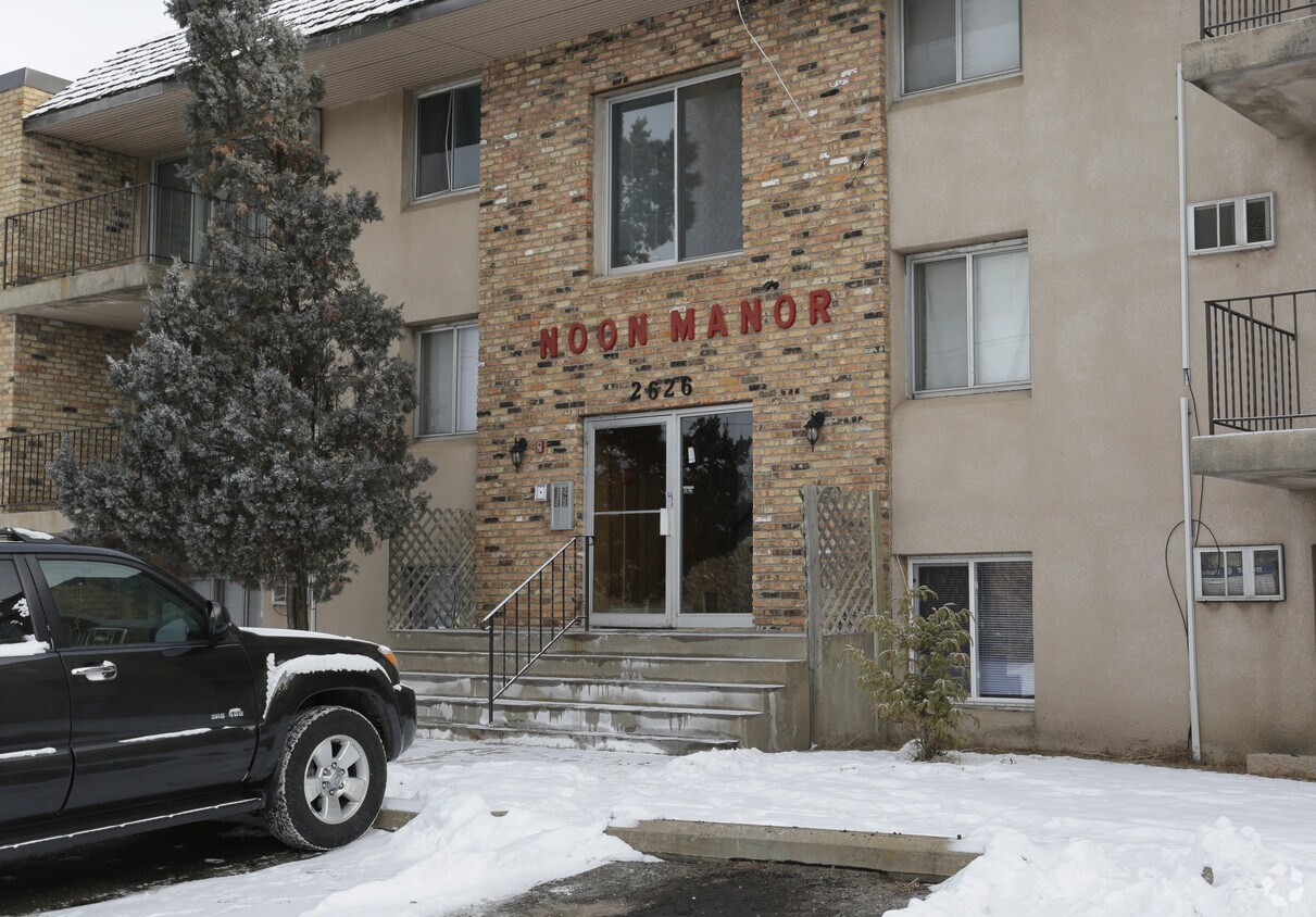 Foto del edificio - Noon Manor