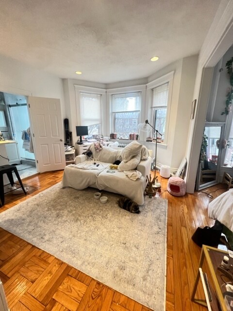 Foto del edificio - 84 Peterborough St