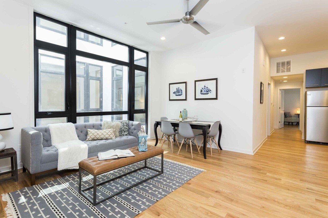 Primary Photo - 2028-2034 Rittenhouse Sq St