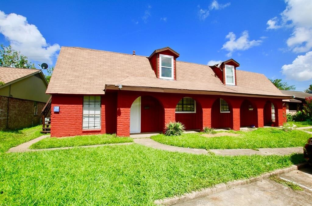 Primary Photo - 3208 Scotch Moss Ln