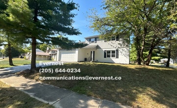 Building Photo - 6642 Glacier Ave