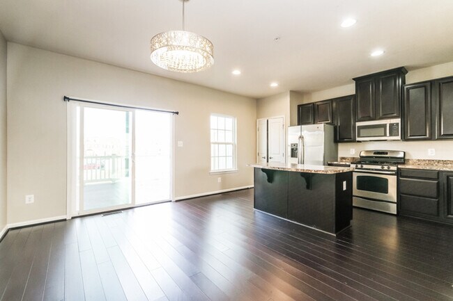 Foto del edificio - 11867 Saint Linus Drive, Waldorf, MD, 20602
