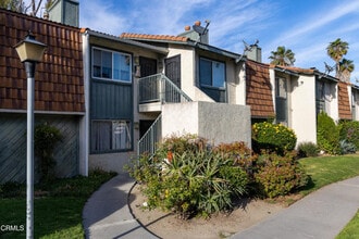Building Photo - 126 E Ventura St