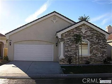Foto principal - 49634 Wayne St