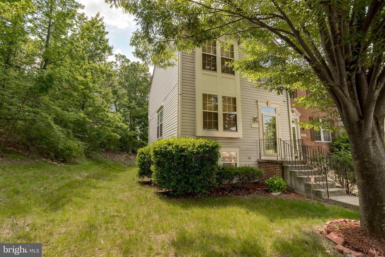 8626 Fire Rock Rd, Laurel, MD 20724 Townhome Rentals in Laurel MD