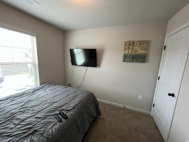 Foto del edificio - 2107 Creel Ln