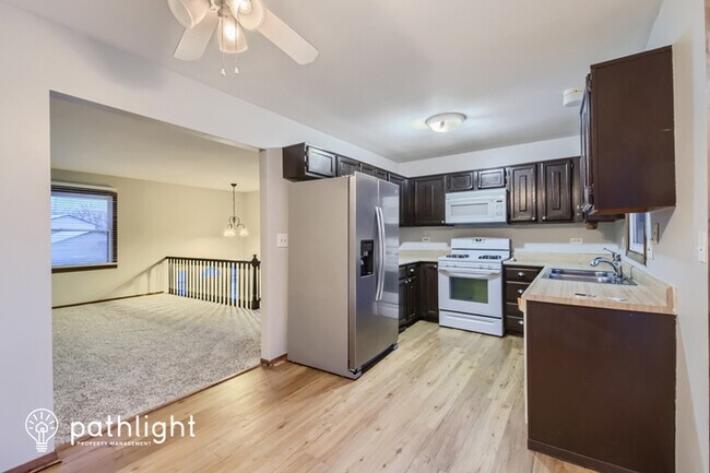 Foto del edificio - 1510 Farrington Court