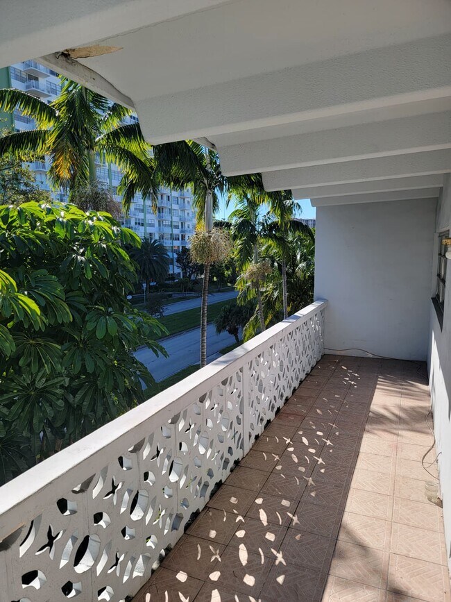 Foto del edificio - 2005 Sans Souci Blvd