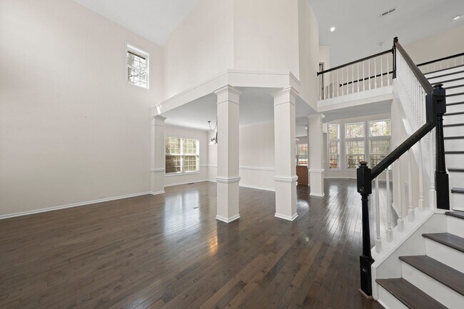 Building Photo - July Move-in, Cary Park!