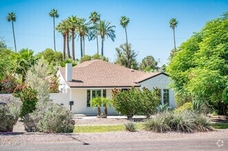 Building Photo - 501 W Minnezona Ave