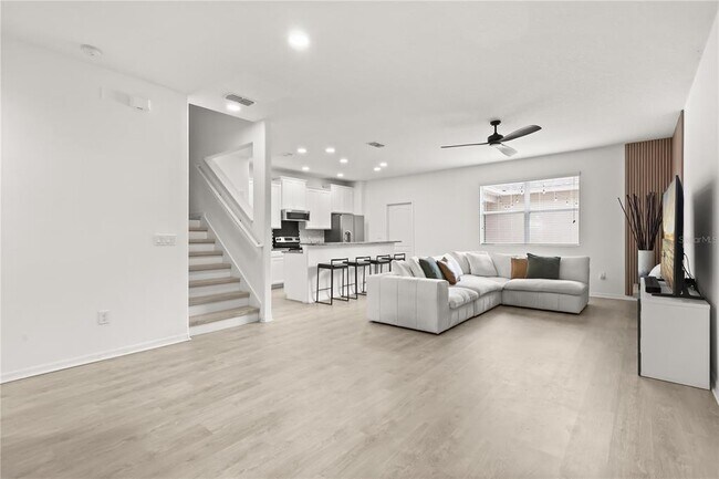 Foto del edificio - 7668 Fairgrove Ave